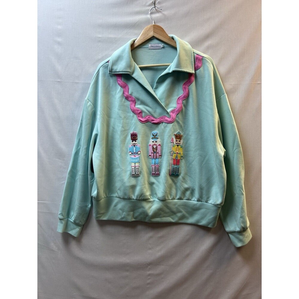 HEART OF GRACE Butter Soft Sequin Nutcracker Christmas Pullover Sweater Womens L